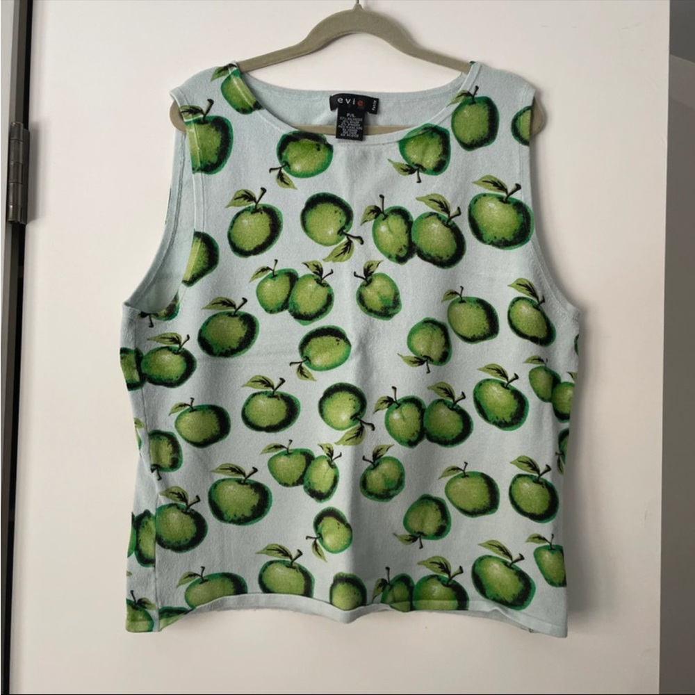 Evie Green Apple Print vintage Women's Top